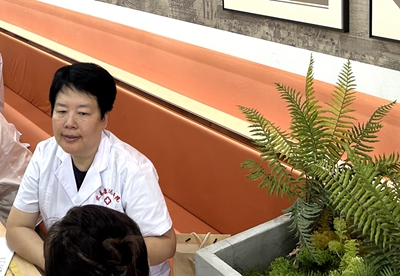 医心向党担使命 义诊服务暖民心——长春康达医院开展建党节义诊活动6.jpg
